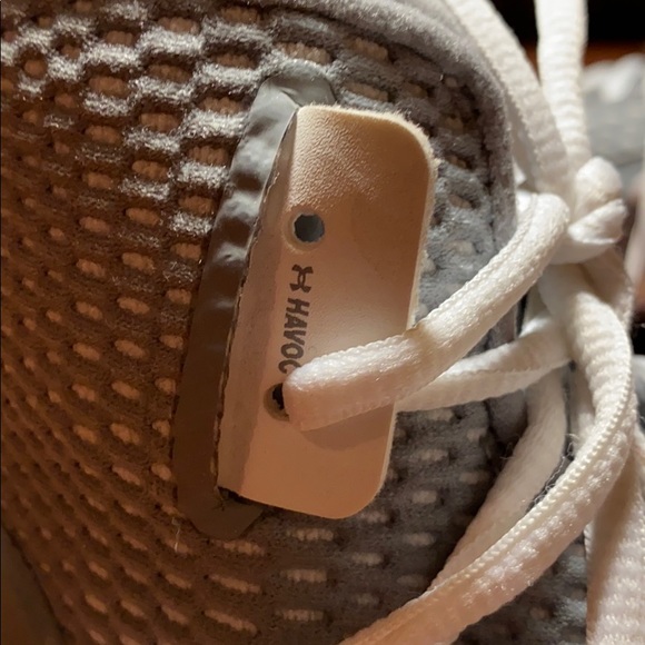 Under Armour HAVOC HOVR Basketball Shoes. - Picture 8 of 9